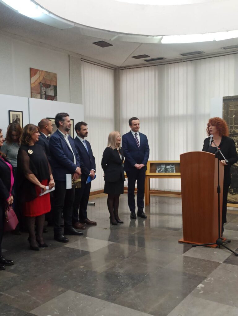 «Γιάννης και Μίλτος Μανάκια. Τα πρόσωπα πίσω από τον φακό» - Πρίστινα